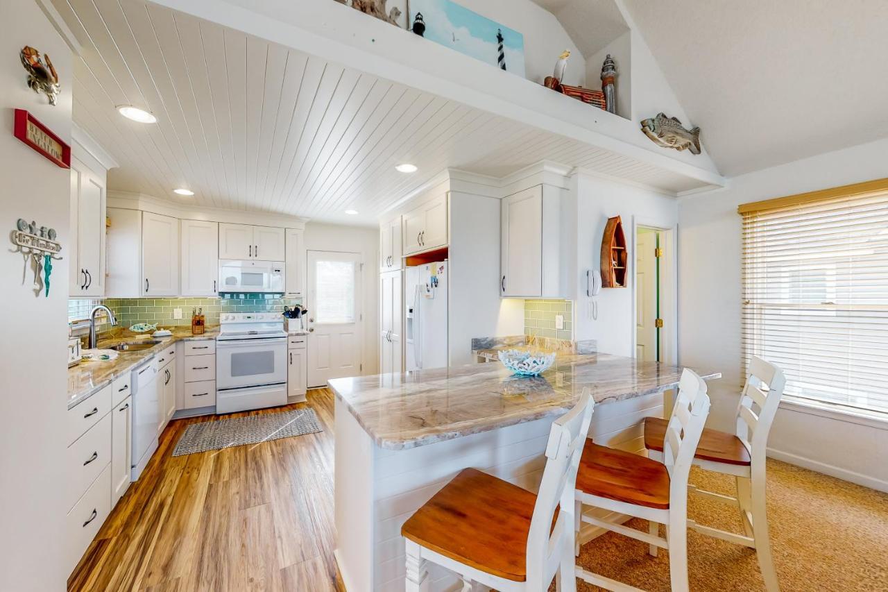 Villa Gizmo'S Getaway à Nags Head Extérieur photo