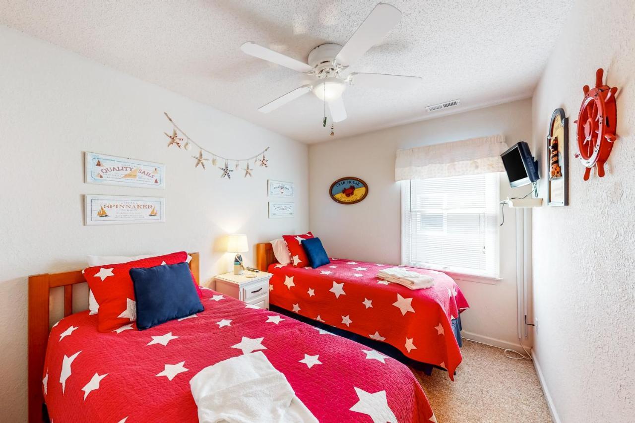 Villa Gizmo'S Getaway à Nags Head Extérieur photo